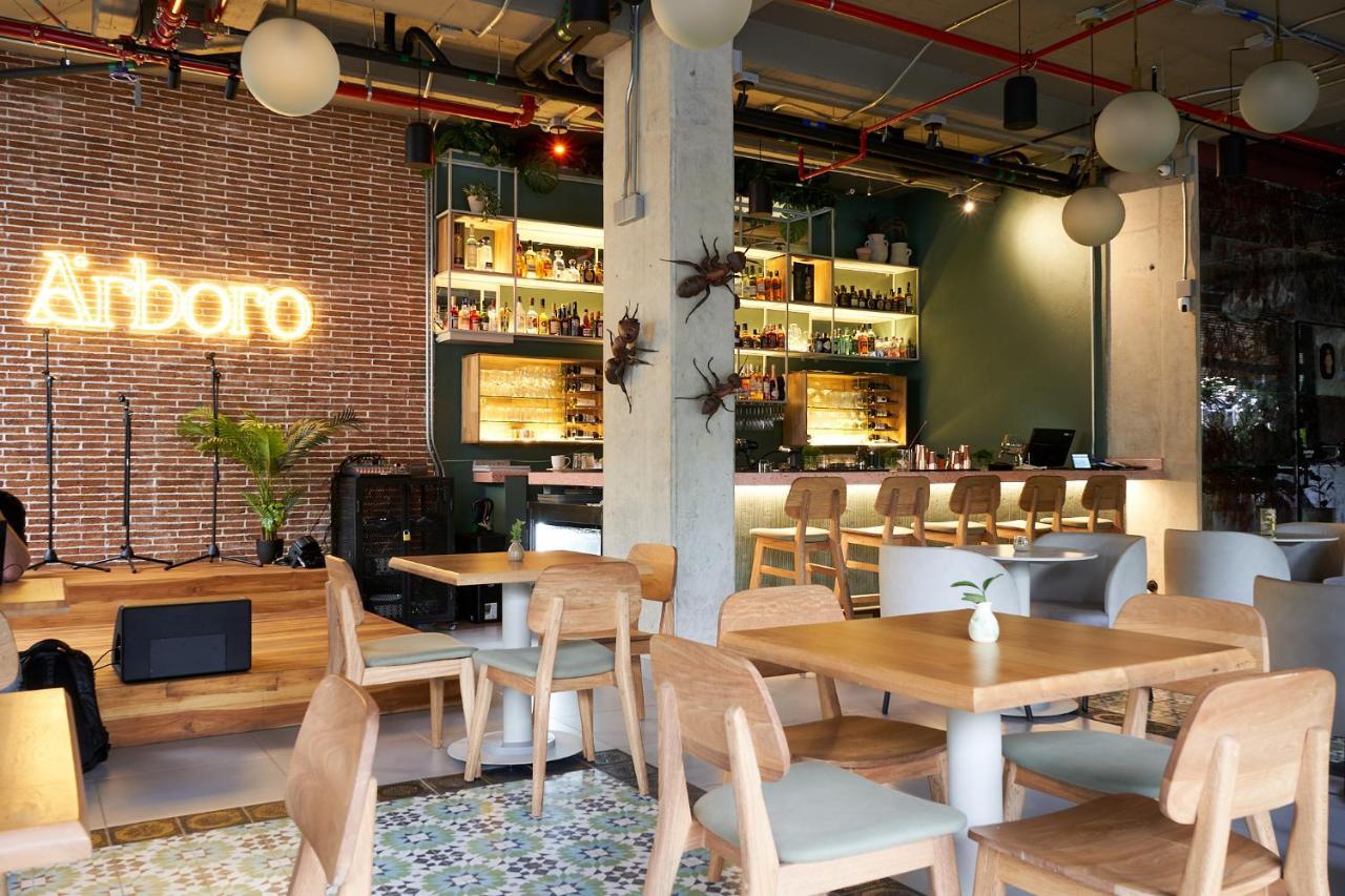 Eutopiq Hotel Medellin Bagian luar foto