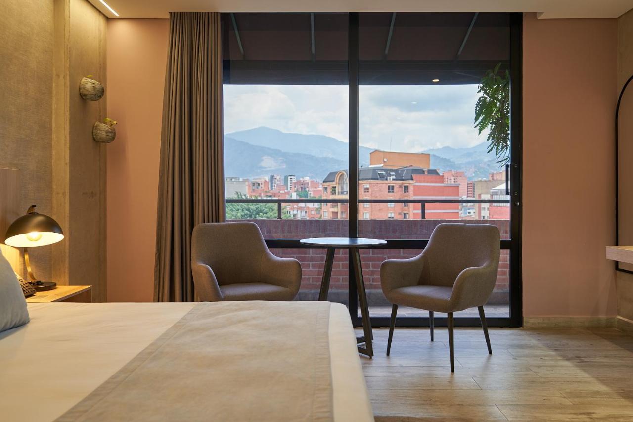 Eutopiq Hotel Medellin Bagian luar foto