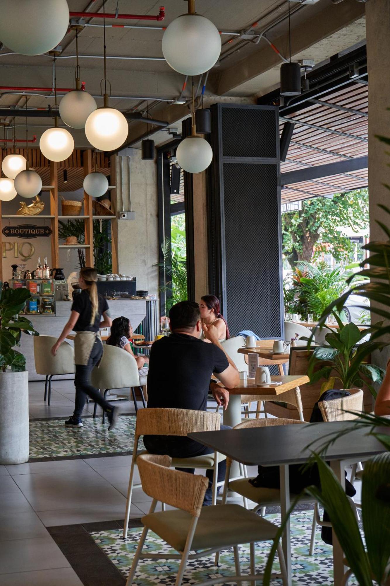 Eutopiq Hotel Medellin Bagian luar foto