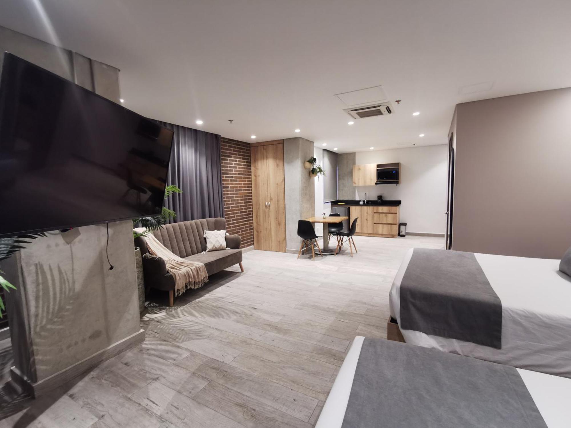 Eutopiq Hotel Medellin Bagian luar foto