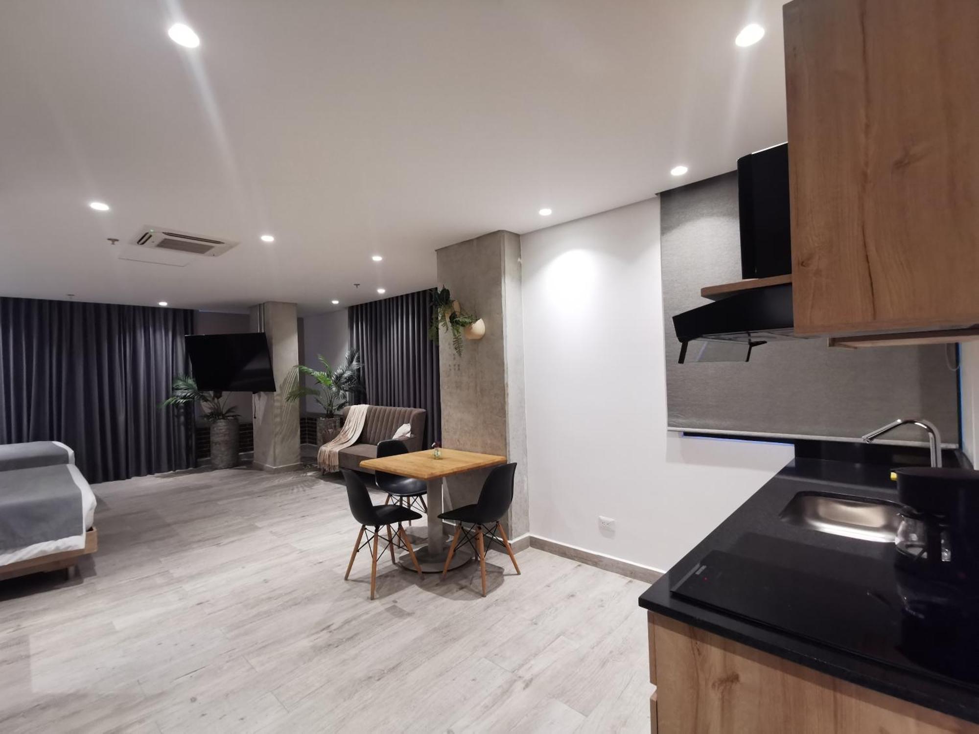 Eutopiq Hotel Medellin Bagian luar foto