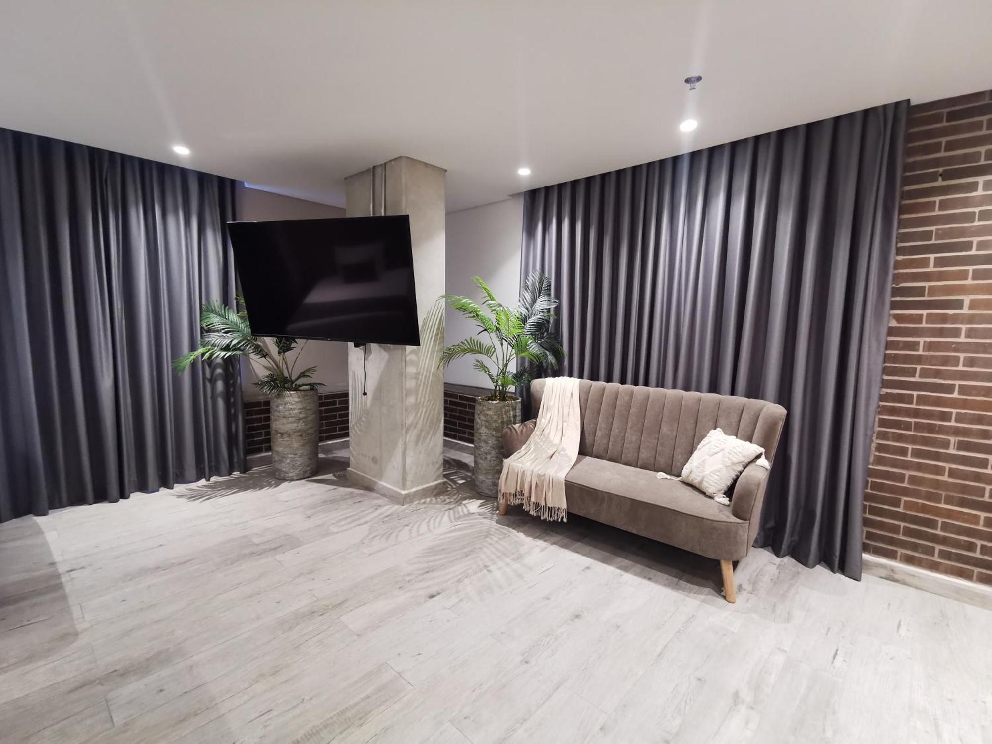Eutopiq Hotel Medellin Bagian luar foto